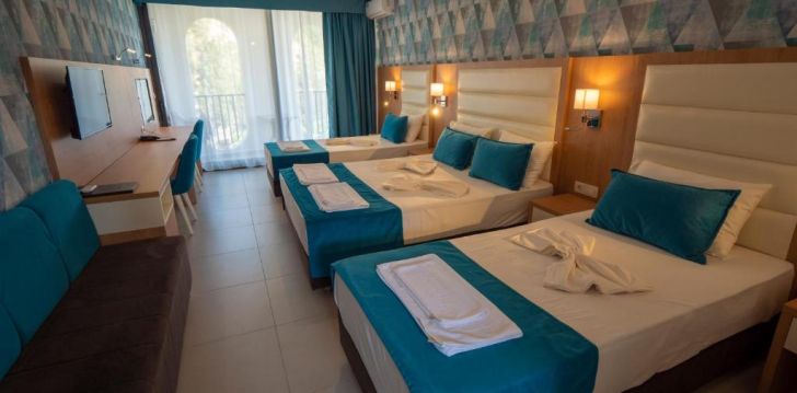 Kõik hinnas perepuhkus Montenegros, hotellis 4* PEARL BEACH HOTEL & RESORT 5