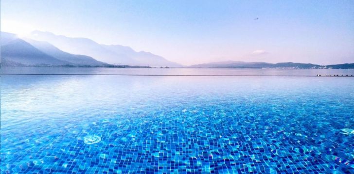Kvaliteetne puhkus 4* hotellis CARINE HOTEL DELFIN, Montenegros! 1