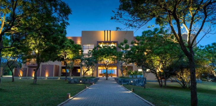 Avasta eksootilist Sri Lankat ja peatu 4* SOORIYA RESORT & SPA hotellis! 1