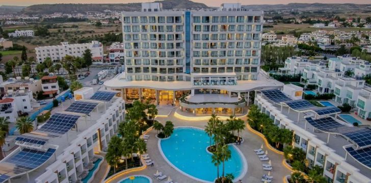 Puhkus Larnacas 5* hotellis RADISSON BEACH RESORT LARNACA! 23