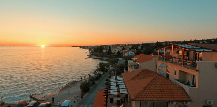 Avasta Horvaatiat, peatu Zadaris 3* hotellis HOTEL DELFIN! 2