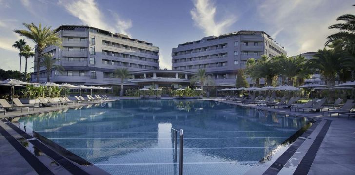 Perepuhkus 5* hotellis MIRAMARE BEACH, Sides! 1