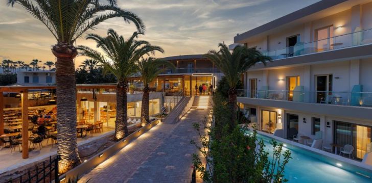 MALIA BAY BEACH HOTEL & BUNGALOWS