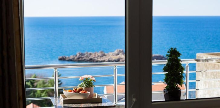 Seikle Montenegros ja peatu hubases 4* hotellis VANTY VILLA BY AYCON! 1