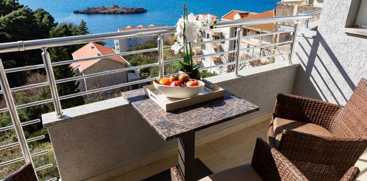 Seikle Montenegros ja peatu hubases 4* hotellis VANTY VILLA BY AYCON! 3
