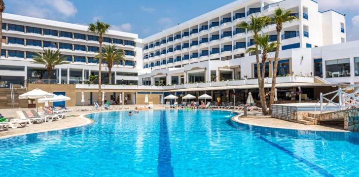 Kaunid merevaated ja puhkus Paphosel, 4* hotellis ASCOS CORAL BEACH! 1