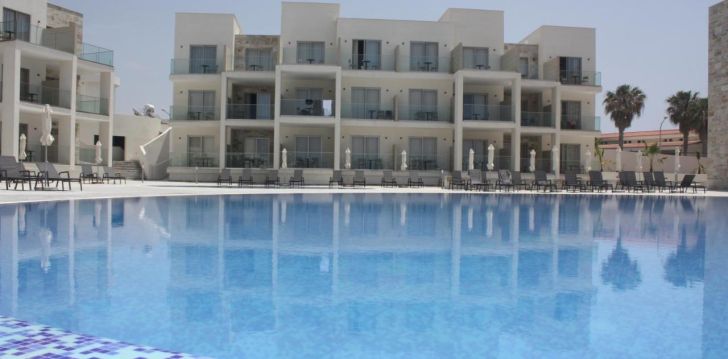 Meeldejääv puhkus 4* hotellis AMPHORA HOTEL & SUITES, Paphosel! 2