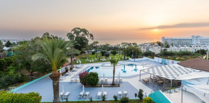 Hubane puhkus Küprosel, 3* hotellis ADELAIS BAY! 3