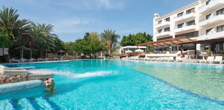 Sukeldu Küprosel joovastavasse puhkusekeerisesse 3* PAPHOS GARDENS HOLIDAY RESORT hotellis! 2