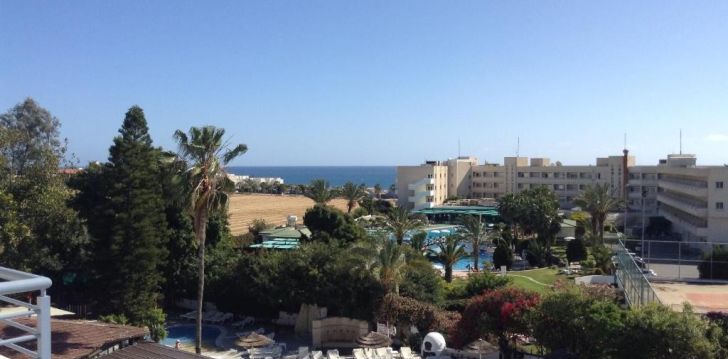 Sukeldu Küprosel joovastavasse puhkusekeerisesse 3* PAPHOS GARDENS HOLIDAY RESORT hotellis! 3