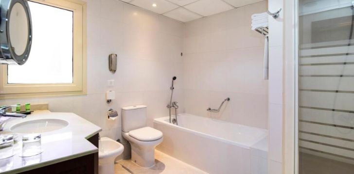 Avasta Araabia Ühendemiraate ja peatu 4* hotellis AL HAMRA VILLAGE! 12