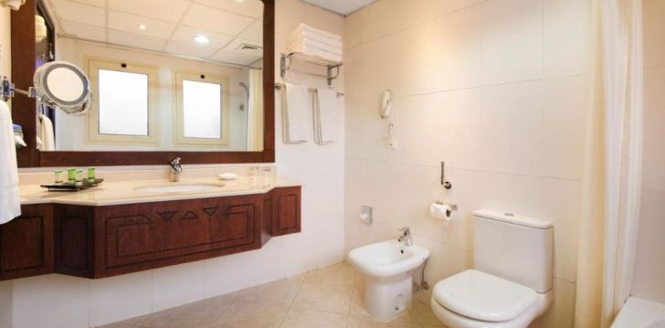 Avasta Araabia Ühendemiraate ja peatu 4* hotellis AL HAMRA VILLAGE! 14