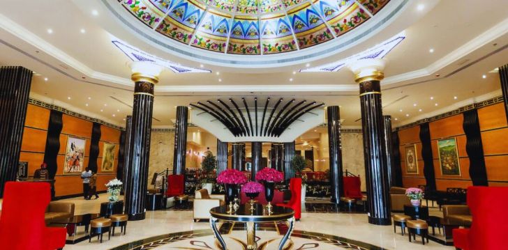 Avasta põnevat Araabia Ühendemiraati ja peatu 4* RED CASTLE HOTEL SHARJAH hotellis! 1