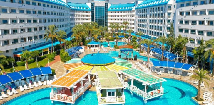 Lõbus puhkus 5* hotellis CRYSTAL ADMIRAL RESORT, Sides! 1
