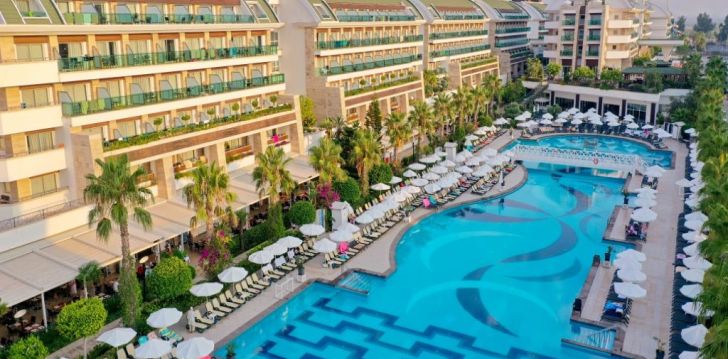 Puhkus perega 5* hotellis CRYSTAL WATERWORLD RESORT & SPA! 1
