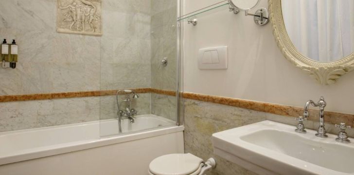 Imeline Rooma ja 4* hotell ROYAL COURT! 15