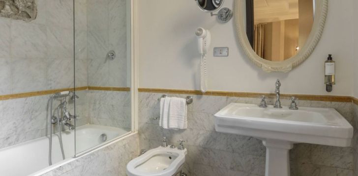 Imeline Rooma ja 4* hotell ROYAL COURT! 16