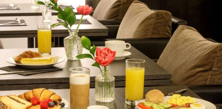 Imeline Rooma ja 4* hotell ROYAL COURT! 18