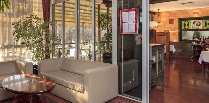 Linnapuhkus Budapestis, 3* hotellis HOTEL CHARLES! 31