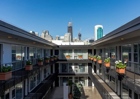 SOMA HOUSE 5