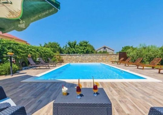 APARTMENTS BOZENA 1
