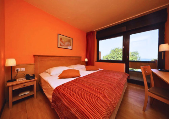 HOTEL DONAT 23