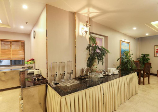 GALLANT HOTEL 11