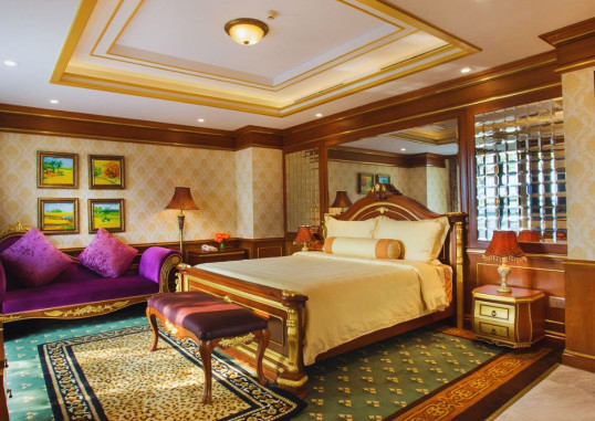ARMY HOTEL 30