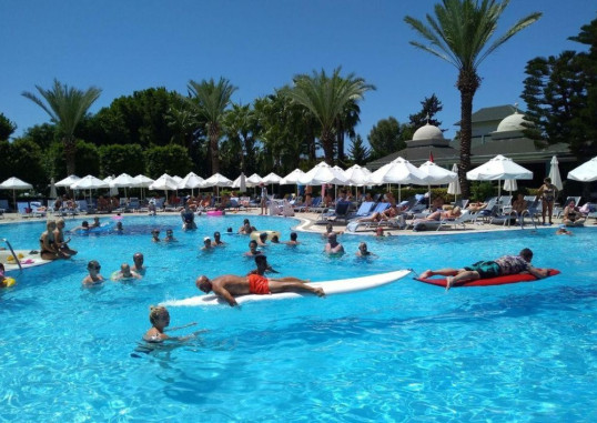 INSULA RESORT & SPA 5