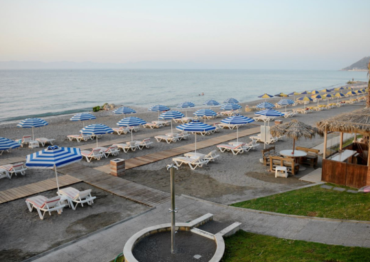RODOS PALACE 8