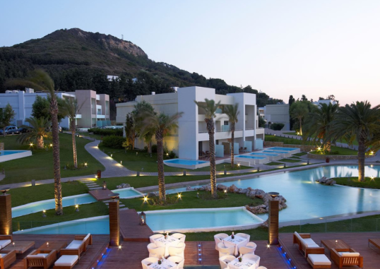 RODOS PALACE 10