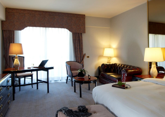 RODOS PALACE 18