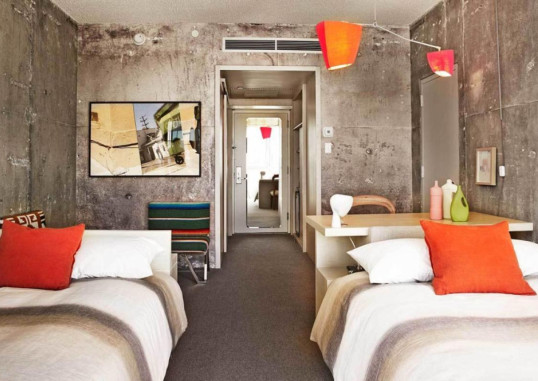 THE LINE HOTEL 21