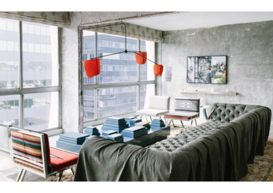 THE LINE HOTEL 27