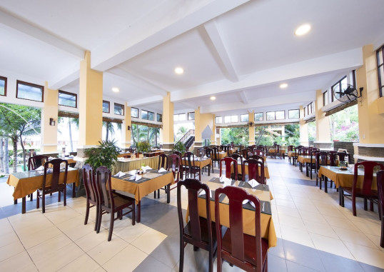HON ROM CENTRAL BEACH RESORT 25
