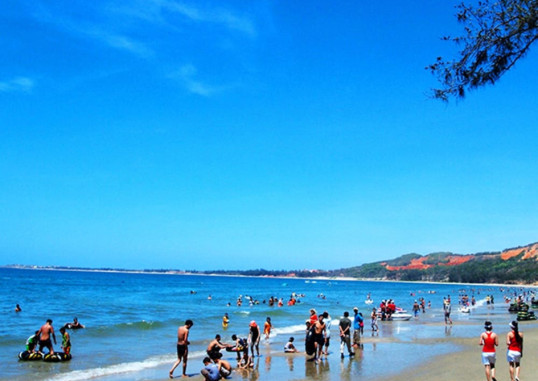 HON ROM CENTRAL BEACH RESORT 40