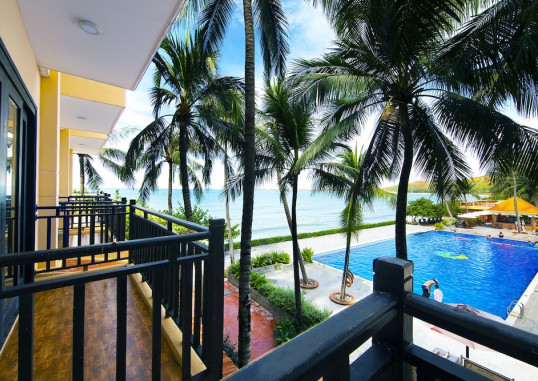 HON ROM CENTRAL BEACH RESORT 44