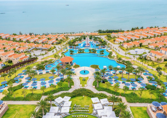 CENTARA MIRAGE RESORT MUI NE 1