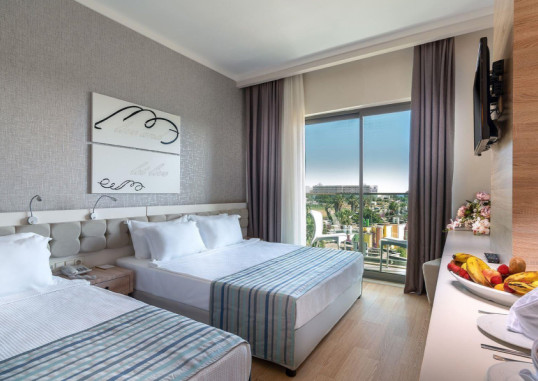 ORFEUS QUEEN HOTEL 3