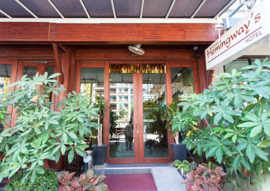 HEMINGWAY'S HOTEL 2