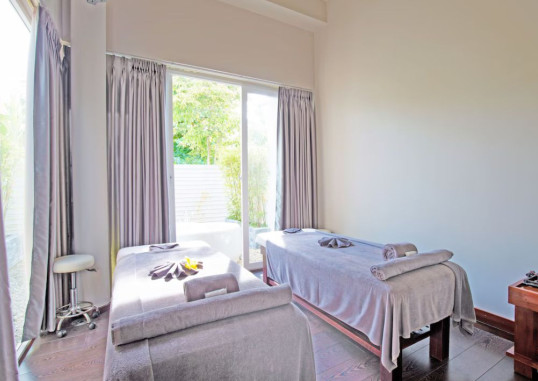 MERCURY RESORT & VILLAS 19