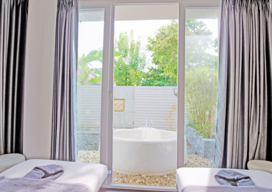 MERCURY RESORT & VILLAS 22