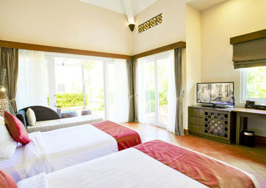 MERCURY RESORT & VILLAS 25