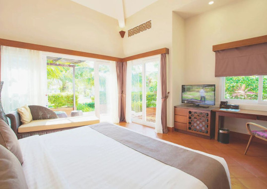 MERCURY RESORT & VILLAS 33