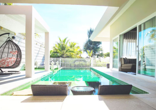 MERCURY RESORT & VILLAS 46