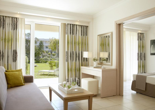 ELECTRA PALACE 10