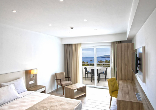 SHARK CLUB HOTEL 5