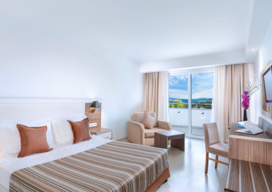 SHARK CLUB HOTEL 6
