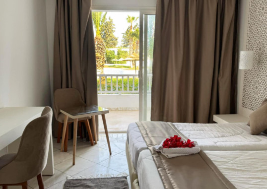 HELLO HOTELS 5