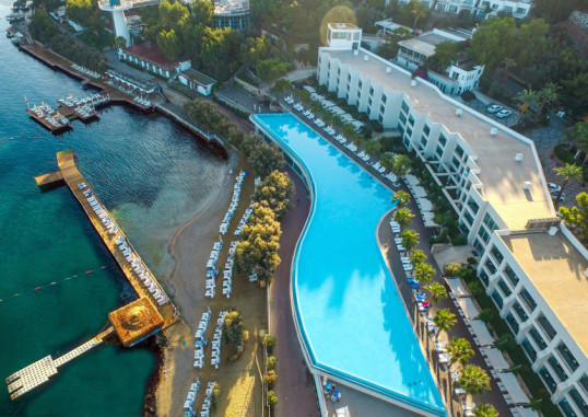 BLUE DREAMS RESORT 5